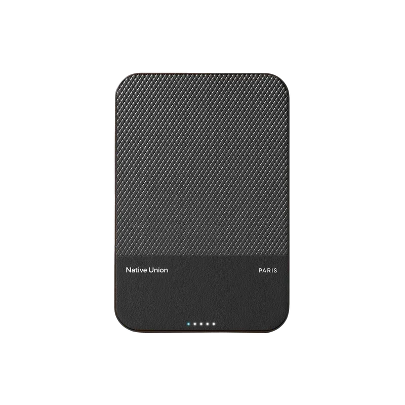 powerbank_black_02_88db9025-dd85-4624-913b-d9c4ef316308.webp