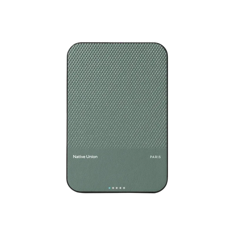 powerbank_green_02_d52ef95d-91e9-4fa2-bc42-1f2e87436aed.webp