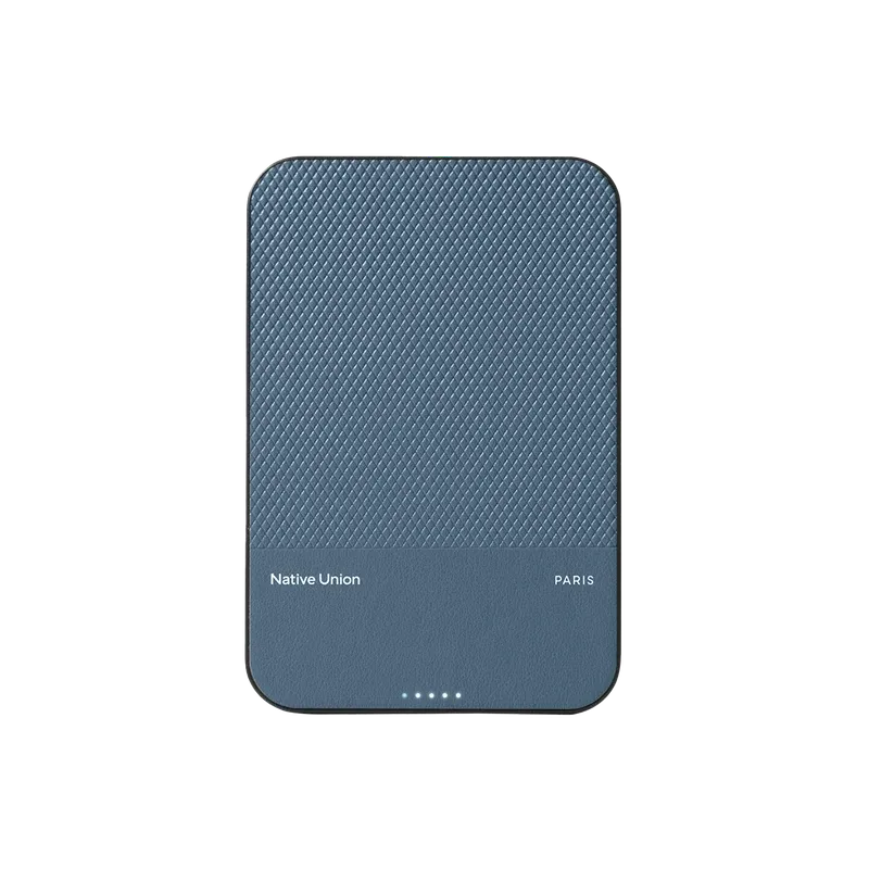 powerbank_navy_02.webp