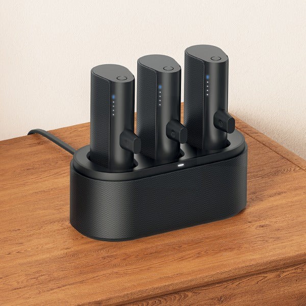 Asli Global Multi Link Connect Trio Mini Power Station With 2xusb-c & 1 Lightning Connector